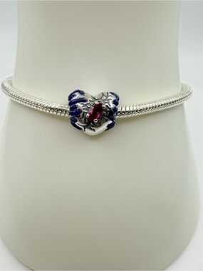 Pandora Stranger Things Glow-in-the-dark Heart Charm